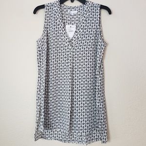 NWT DR2 black white sleeveless blouse sz Small
